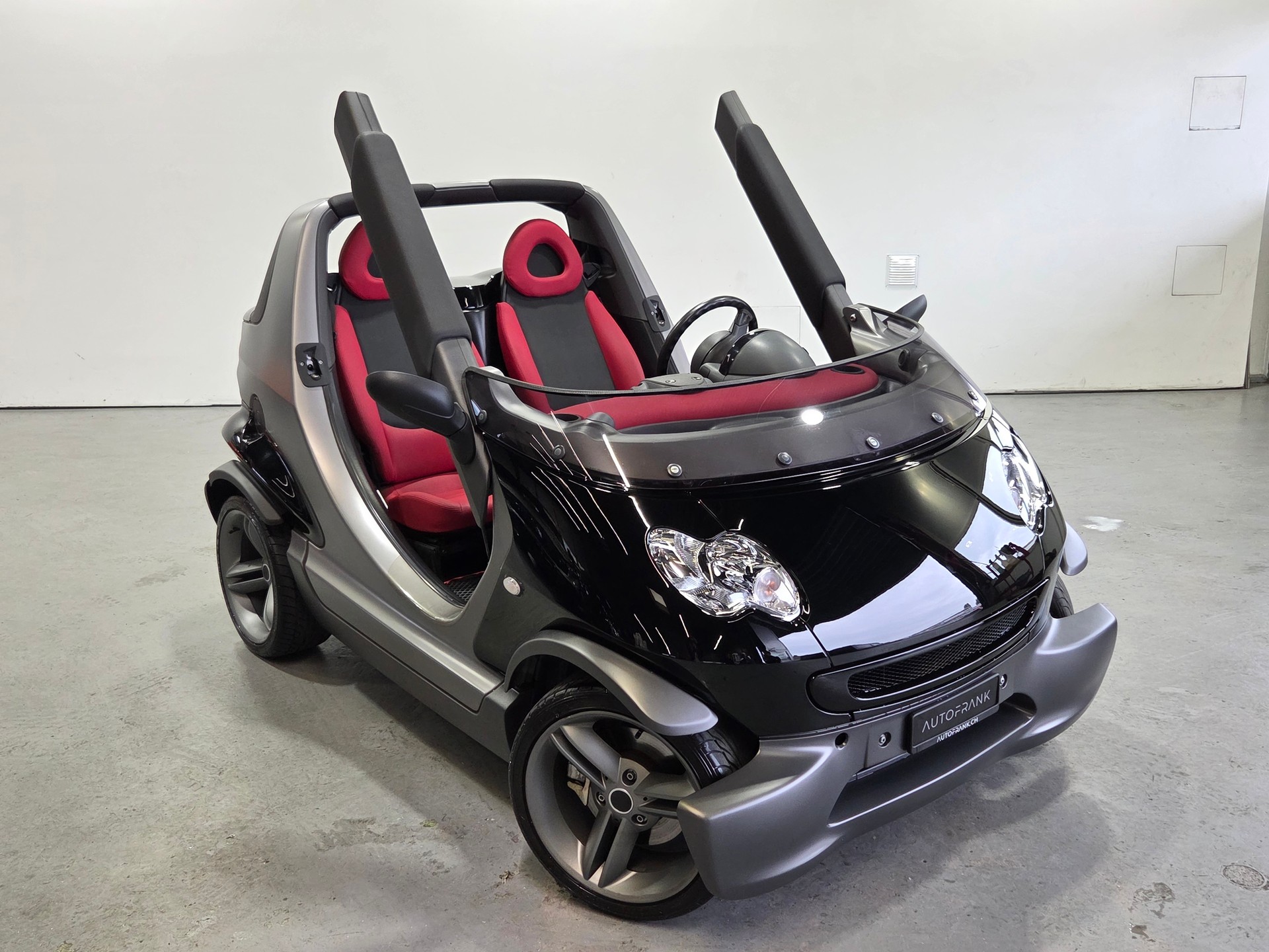 SMART fortwo crossblade-image-1