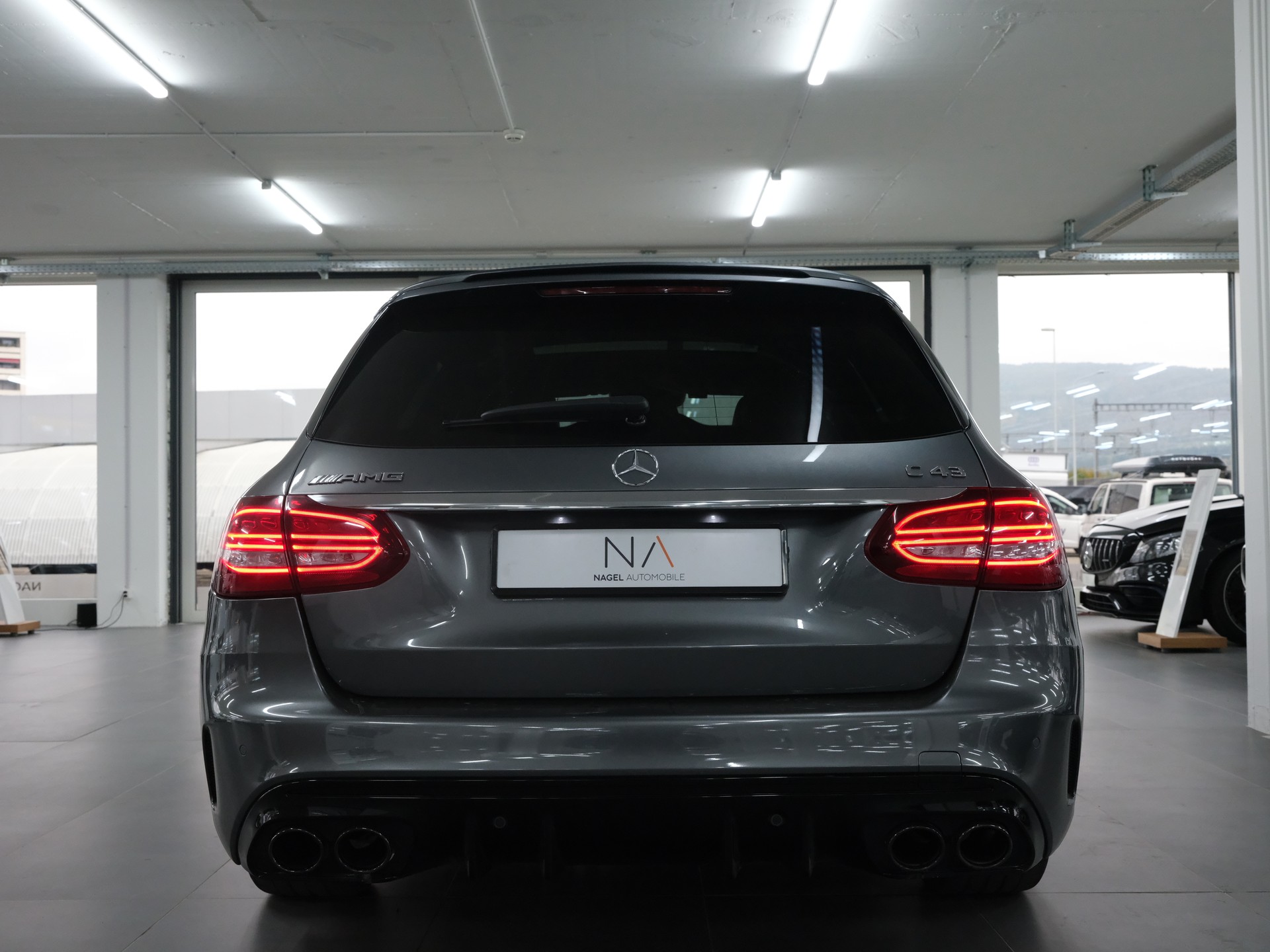MERCEDES-BENZ C 43 AMG 4Matic 9G-Tronic-image-3