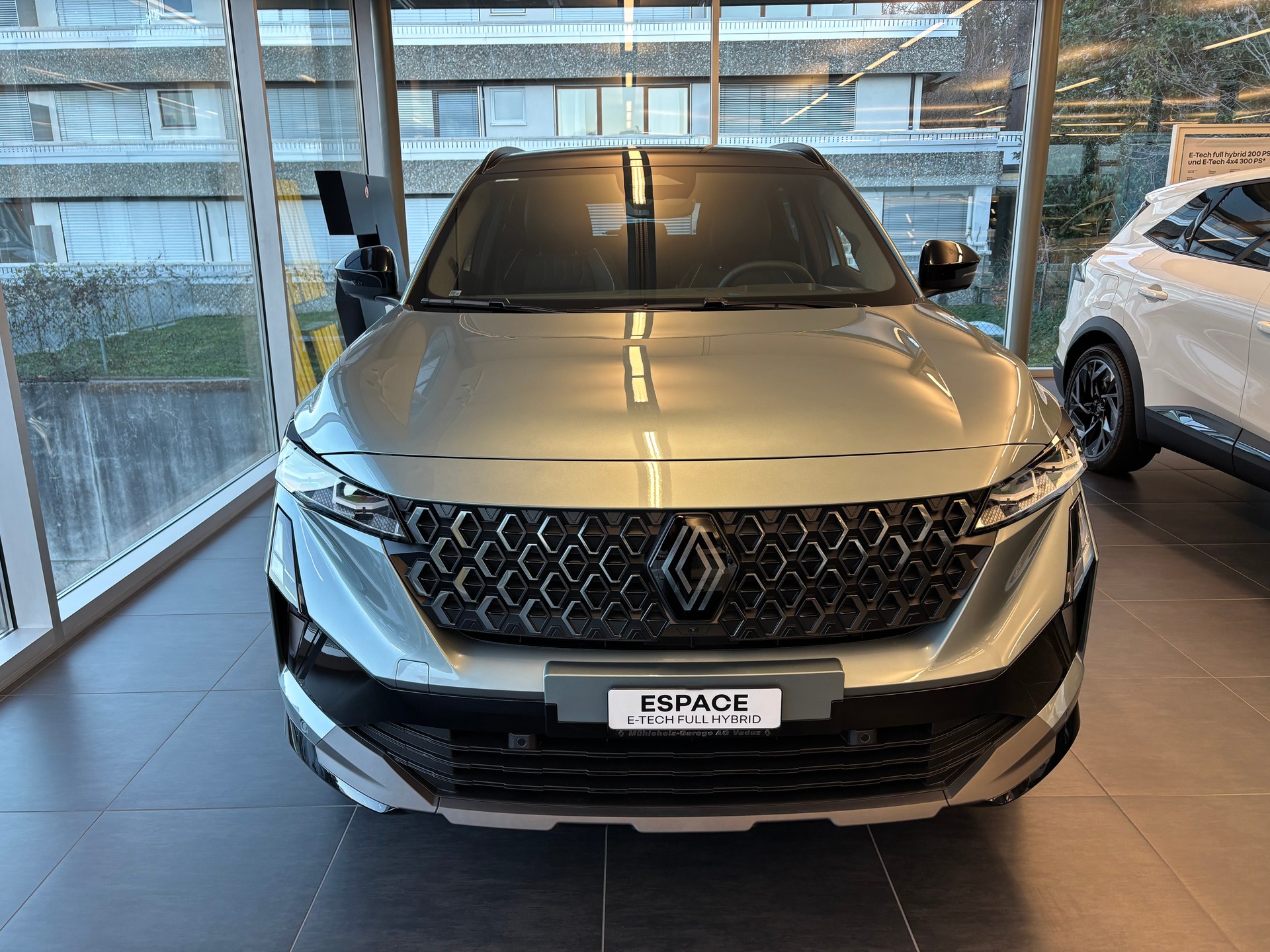 RENAULT Espace 1.2 E-Tech 200 Iconic 5-Sitze-image-1