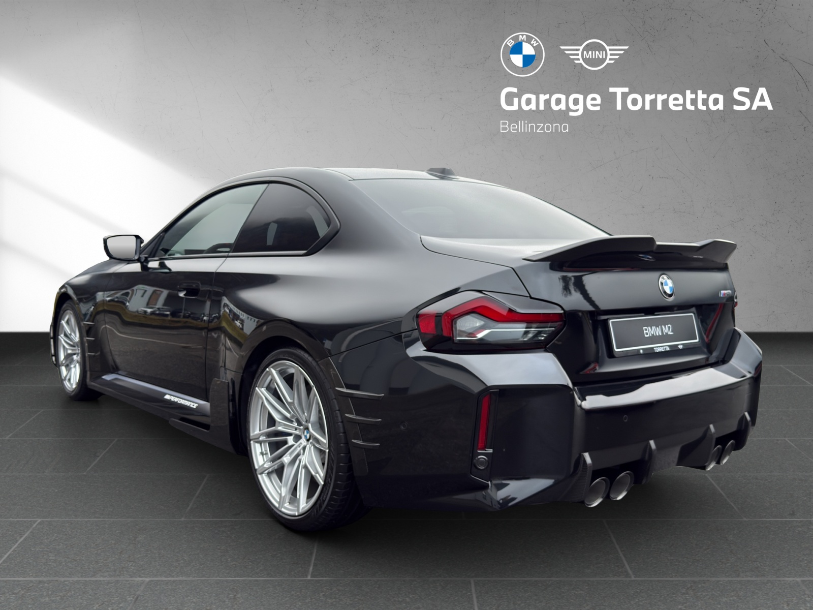 BMW M2 Steptronic-image-2