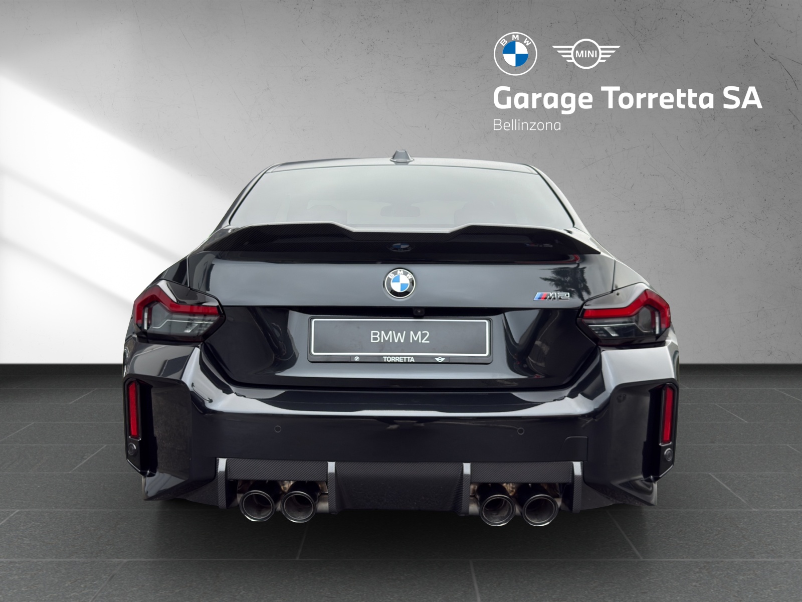 BMW M2 Steptronic-image-3