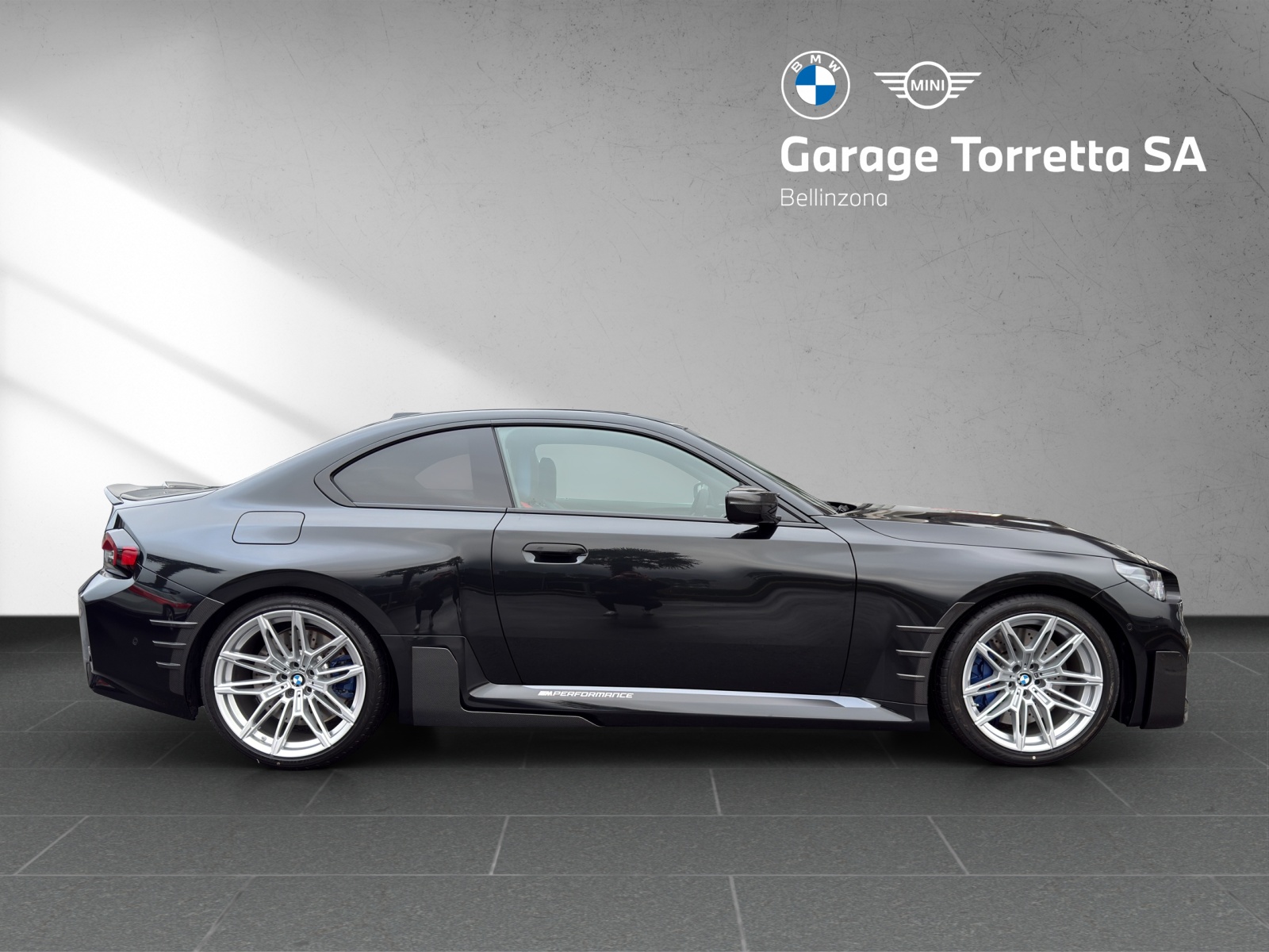 BMW M2 Steptronic-image-5