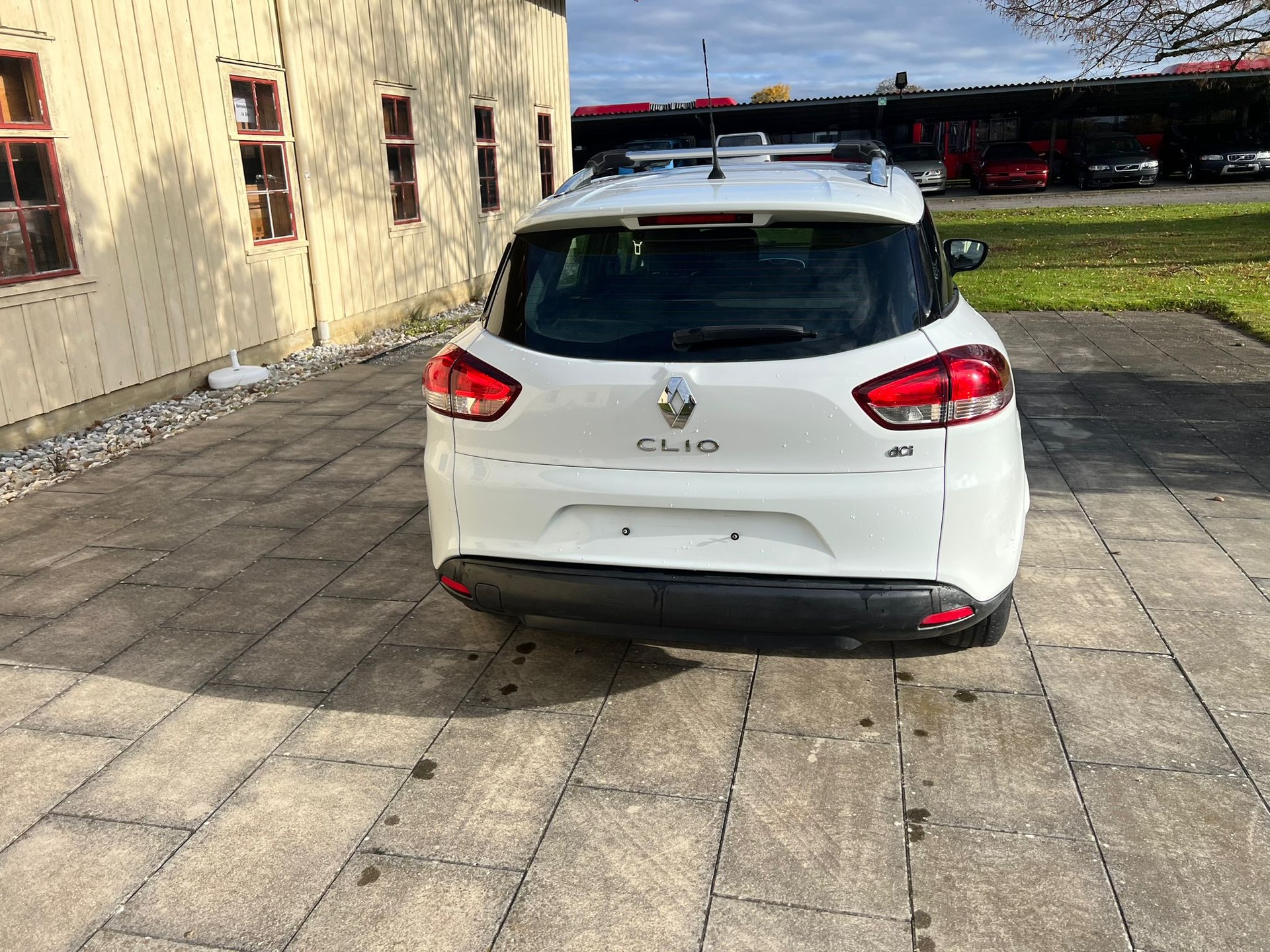 RENAULT Clio 1.5 dCi Expression-image-5
