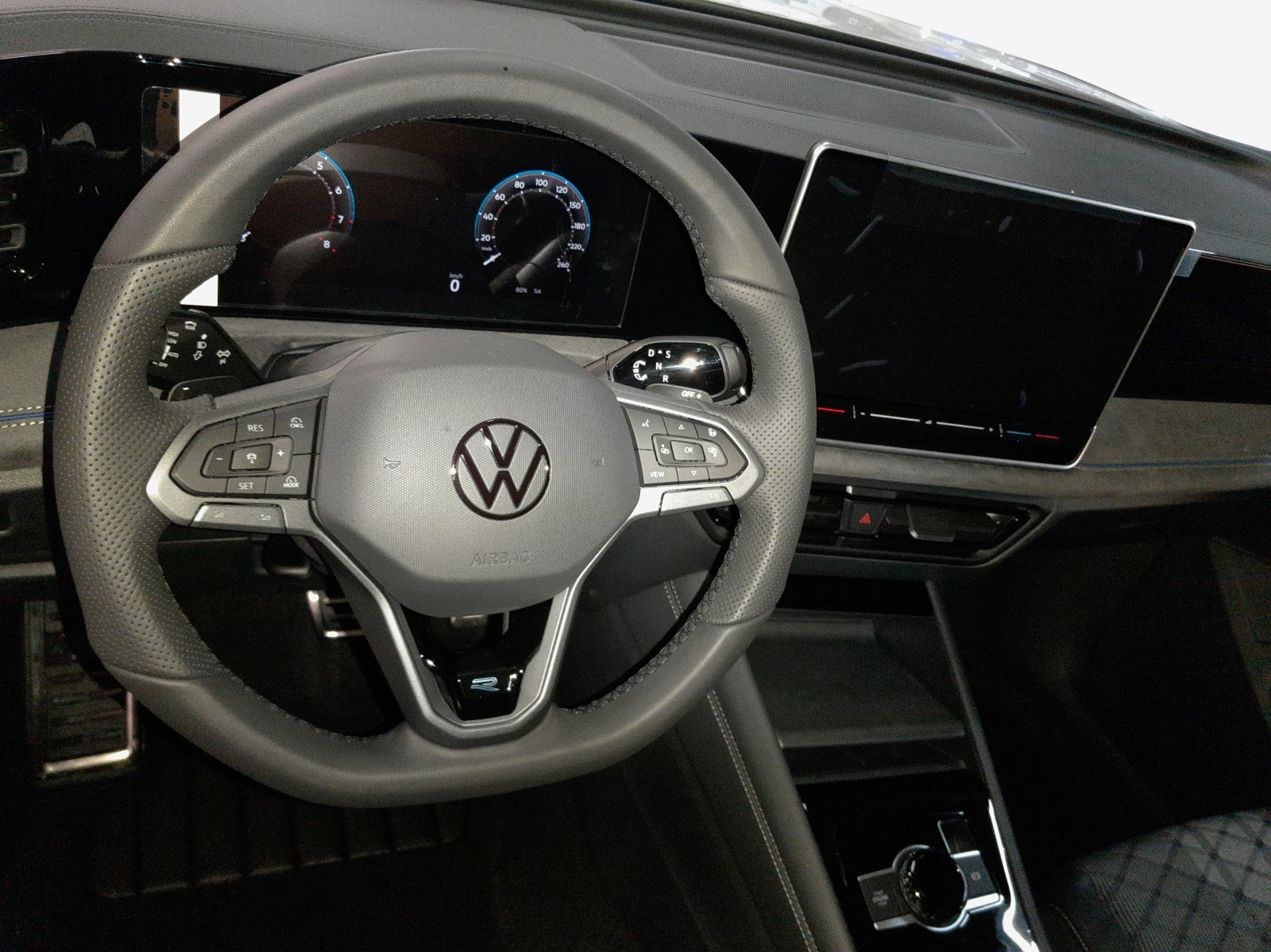 VW Tiguan 2.0 TSI DSG R-Line 4Motion-image-8