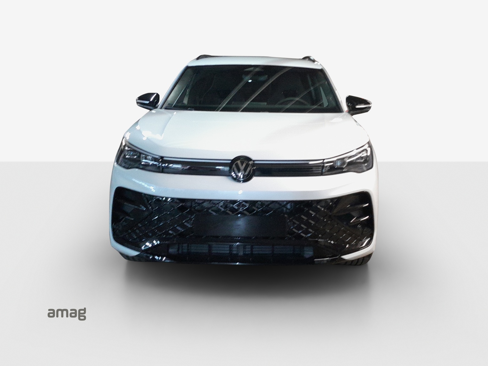 VW Tiguan 2.0 TSI DSG R-Line 4Motion-image-6
