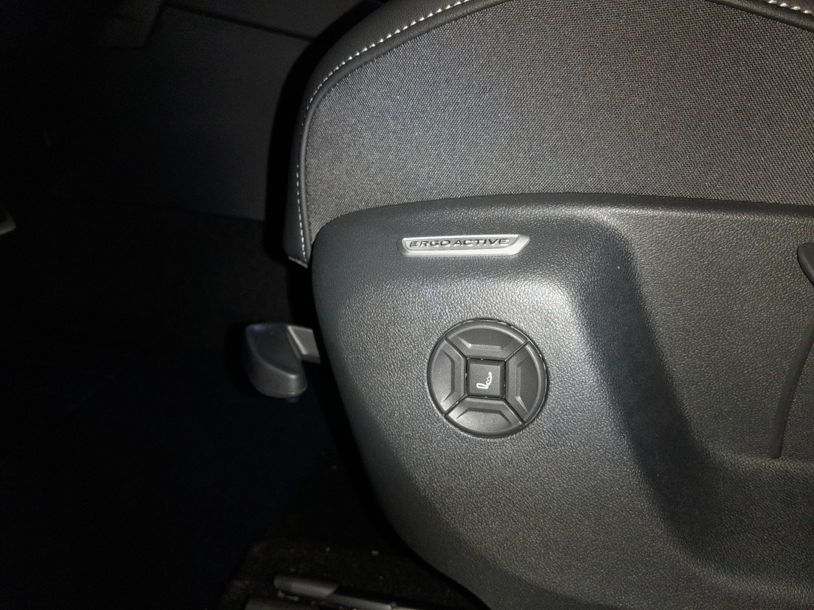 VW Tiguan 2.0 TSI DSG R-Line 4Motion-image-13