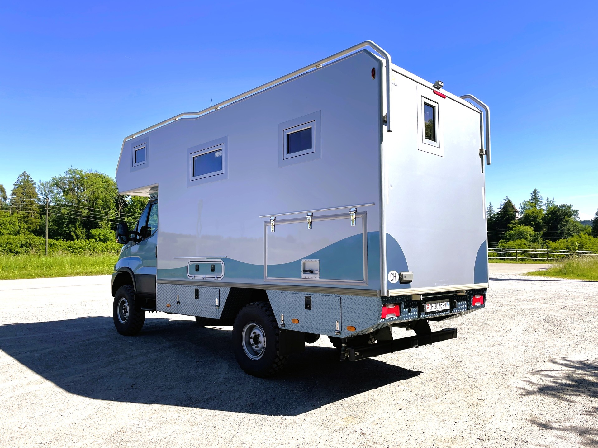 BIMOBIL EX 420 auf Basis Iveco Daily 55S 18W 4x4-image-5