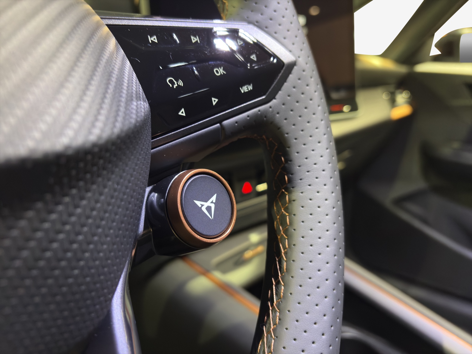 CUPRA Born 79 kWh e-Boost Edge-image-13