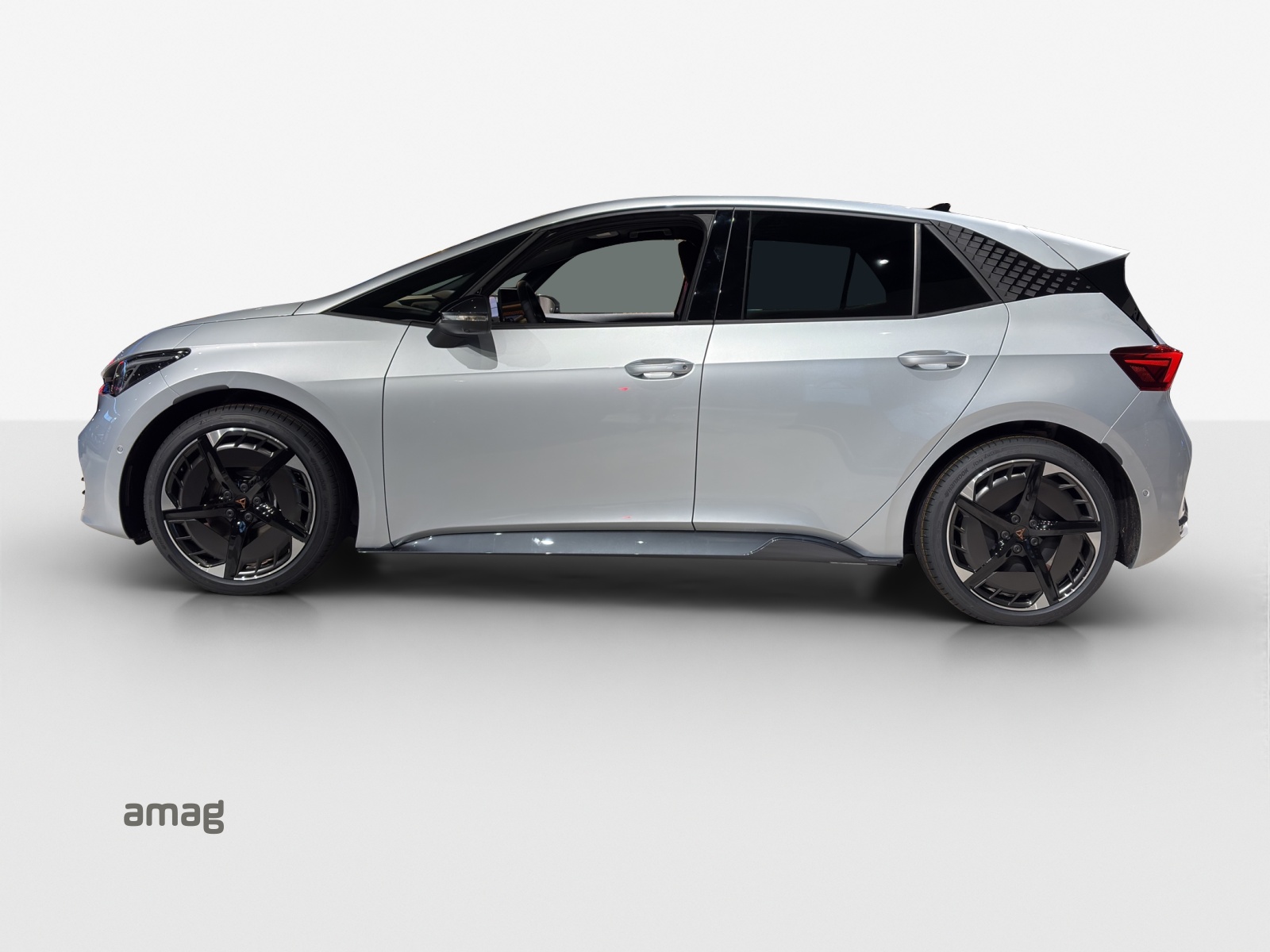 CUPRA Born 79 kWh e-Boost Edge-image-1