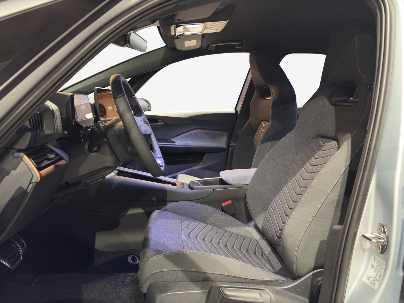 CUPRA Born 79 kWh e-Boost Edge-image-7
