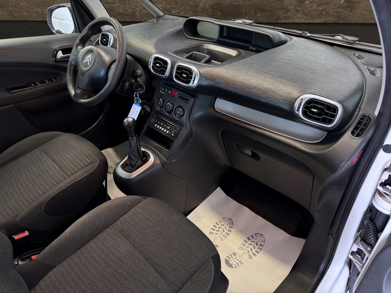 CITROEN C3 Picasso 1.2 Pure Tech Séduction-image-7