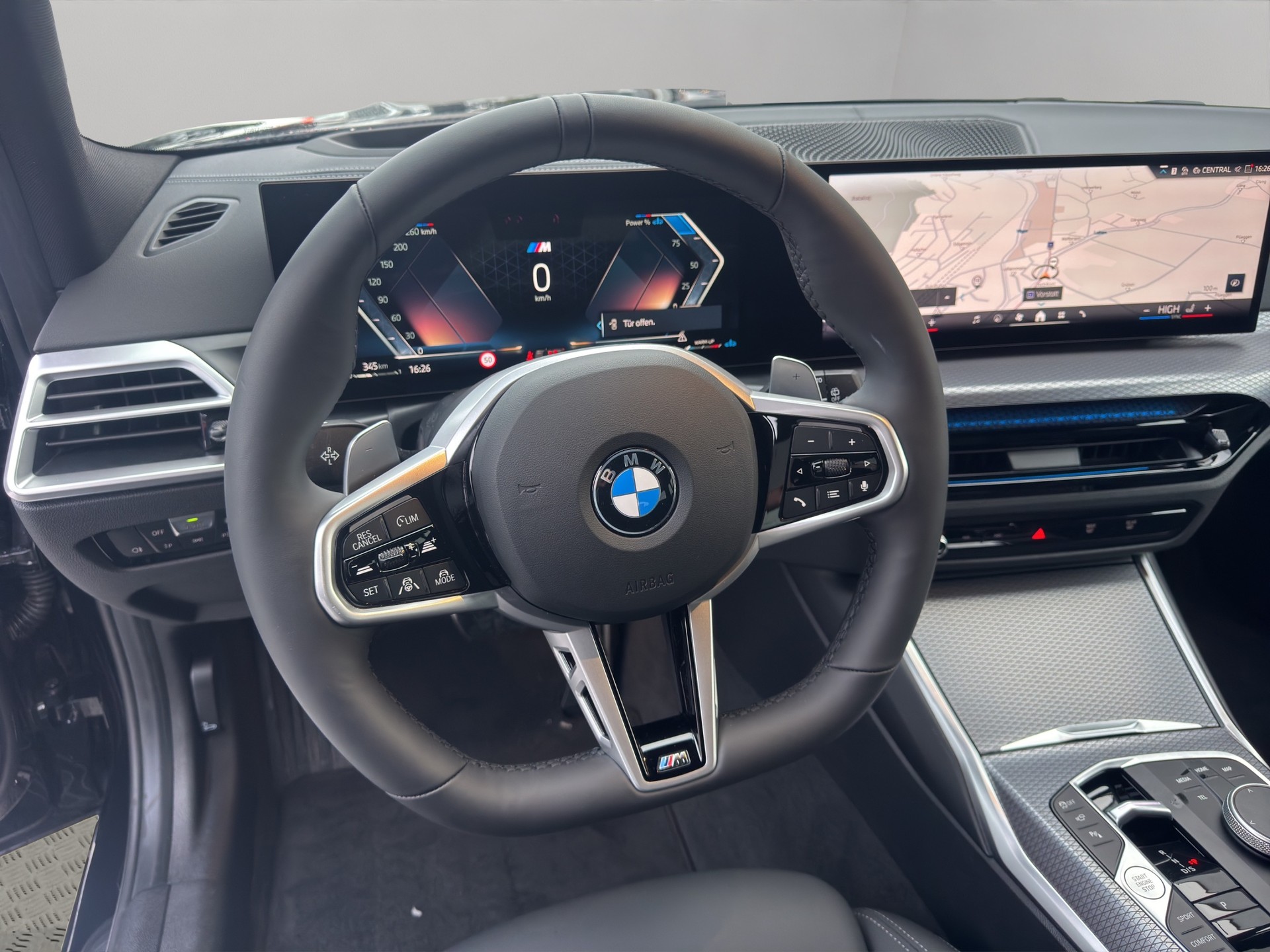 BMW 320d xDrive 48V Touring Steptronic M Sport Pro-image-11