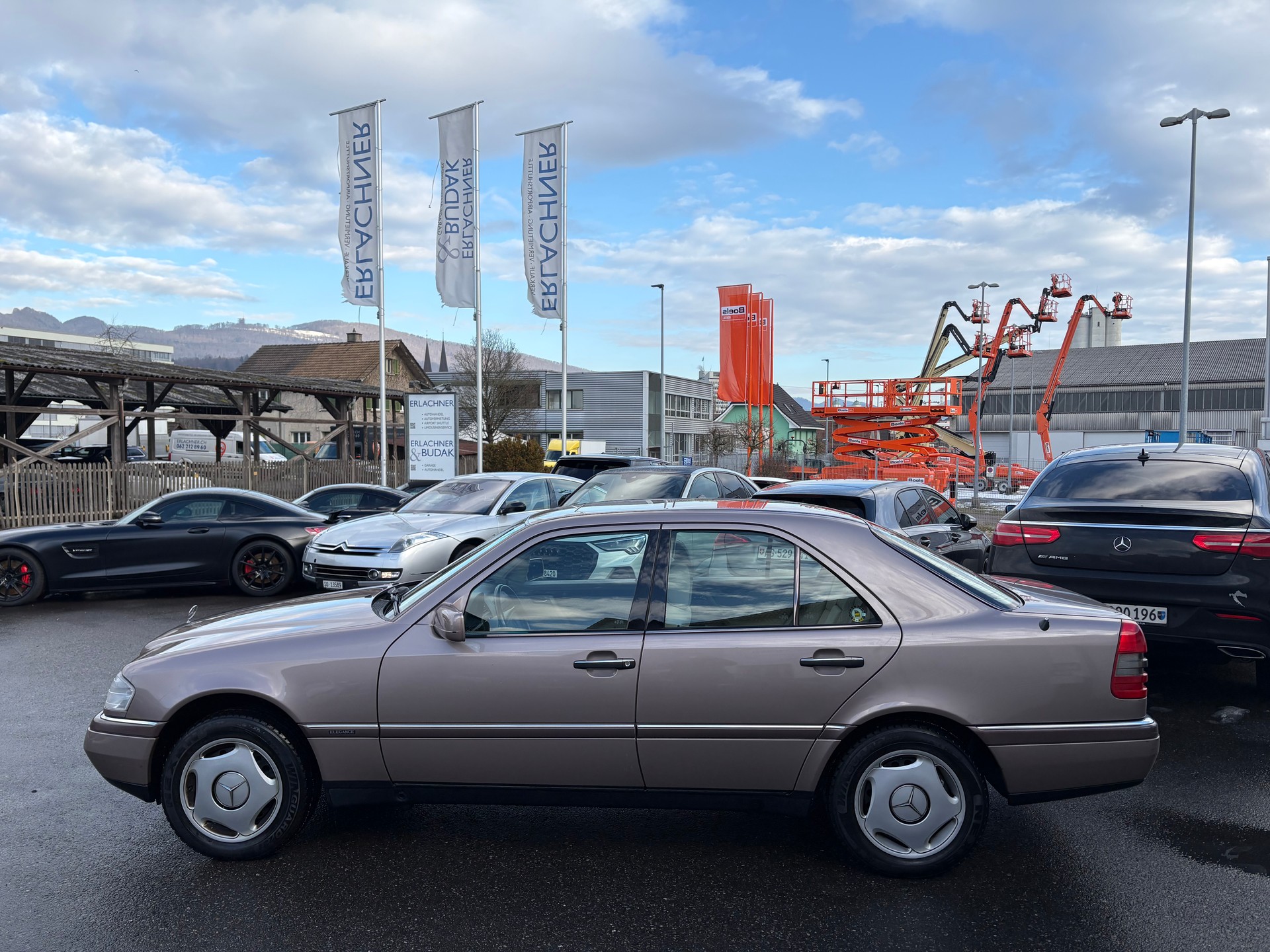 MERCEDES-BENZ C 220 Classic-image-2