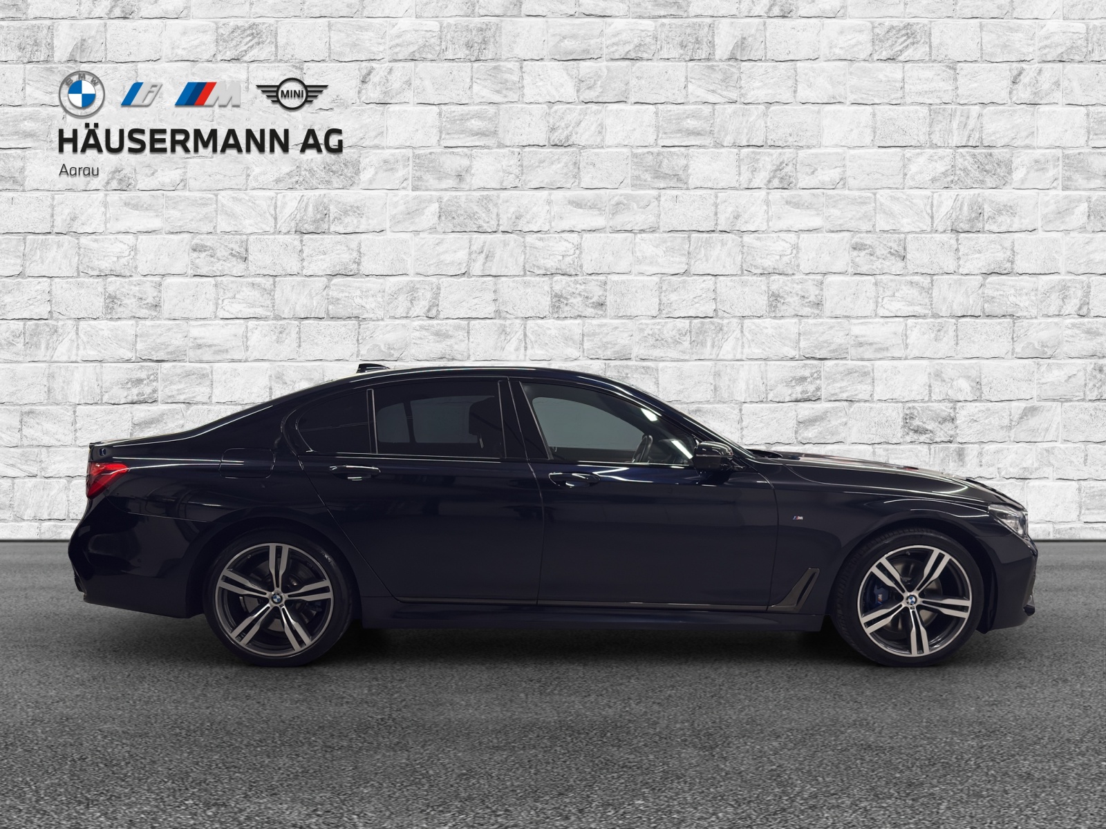 BMW 740d xDrive-image-3