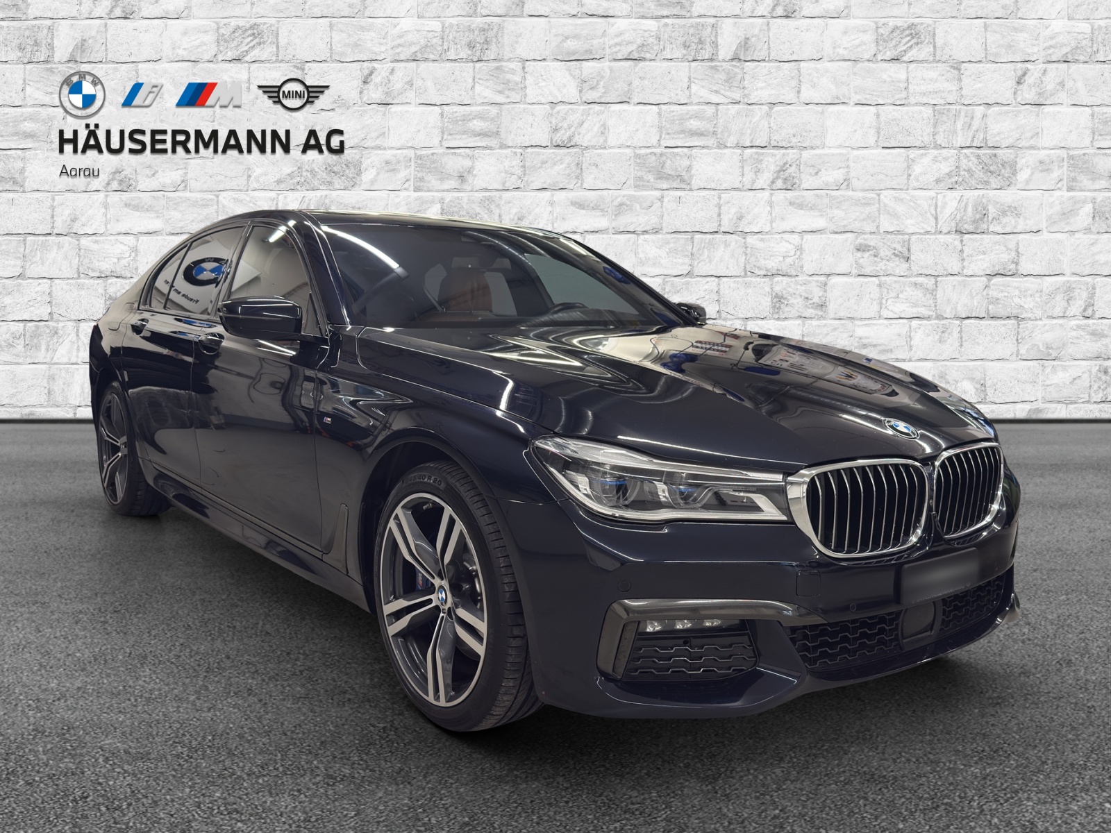 BMW 740d xDrive-image-2