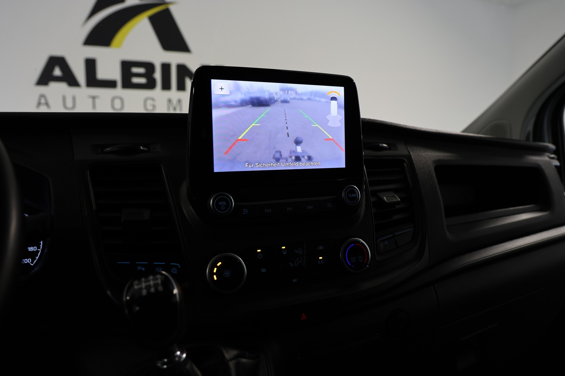 FORD Transit Custom Van 320 L2H1 Trend-image-16