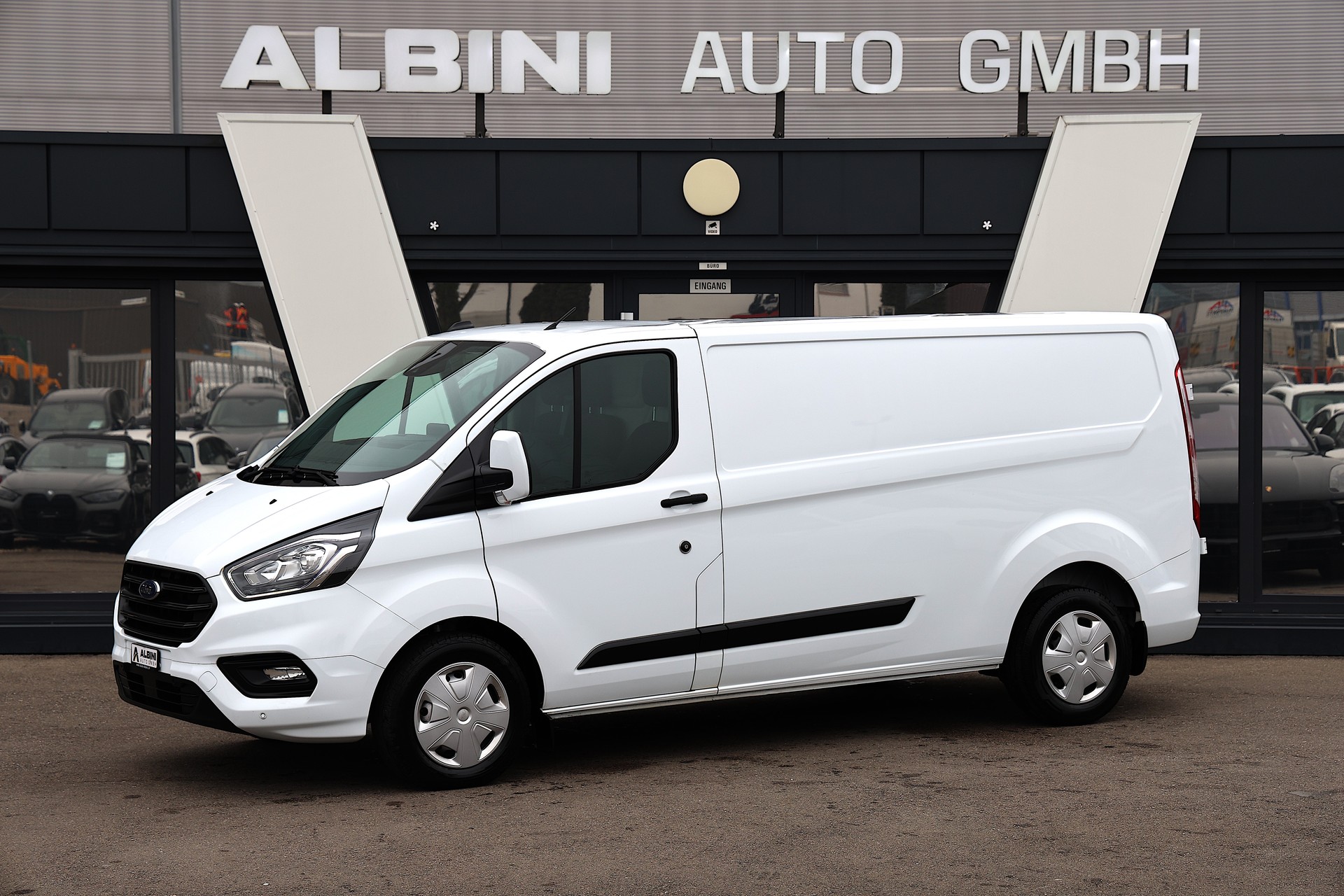 FORD Transit Custom Van 320 L2H1 Trend-image-0
