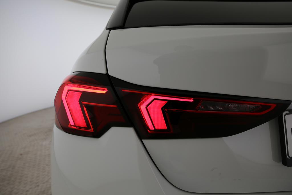 BMW 123 xDrive-image-17