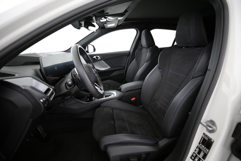 BMW 123 xDrive-image-2