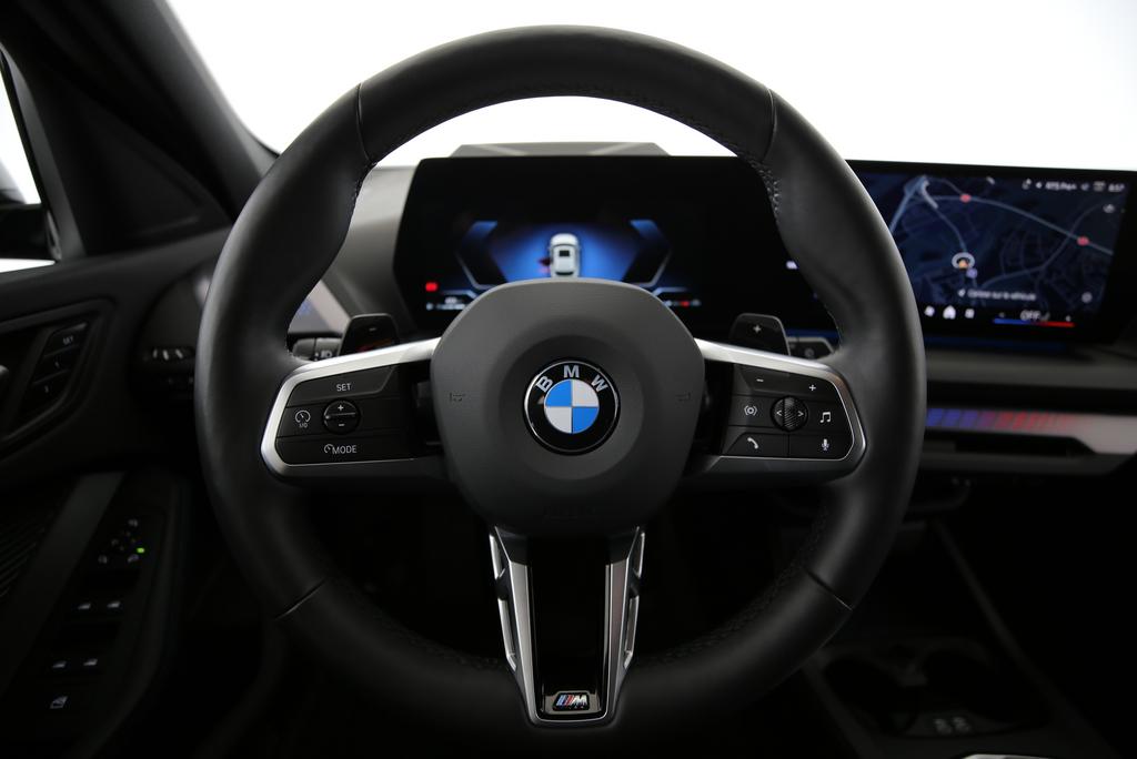 BMW 123 xDrive-image-5