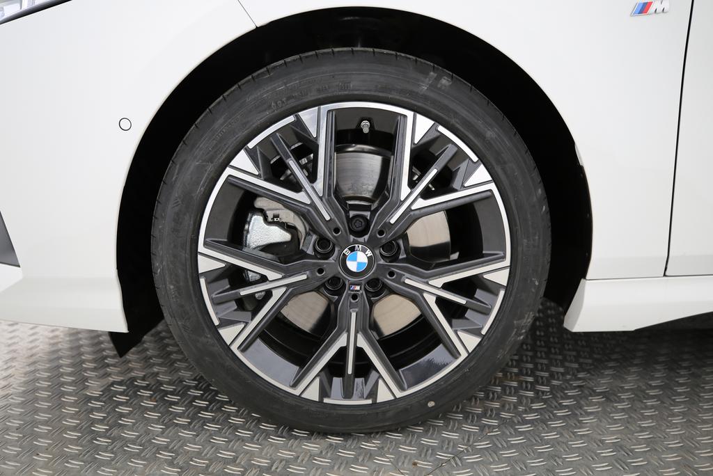 BMW 123 xDrive-image-19