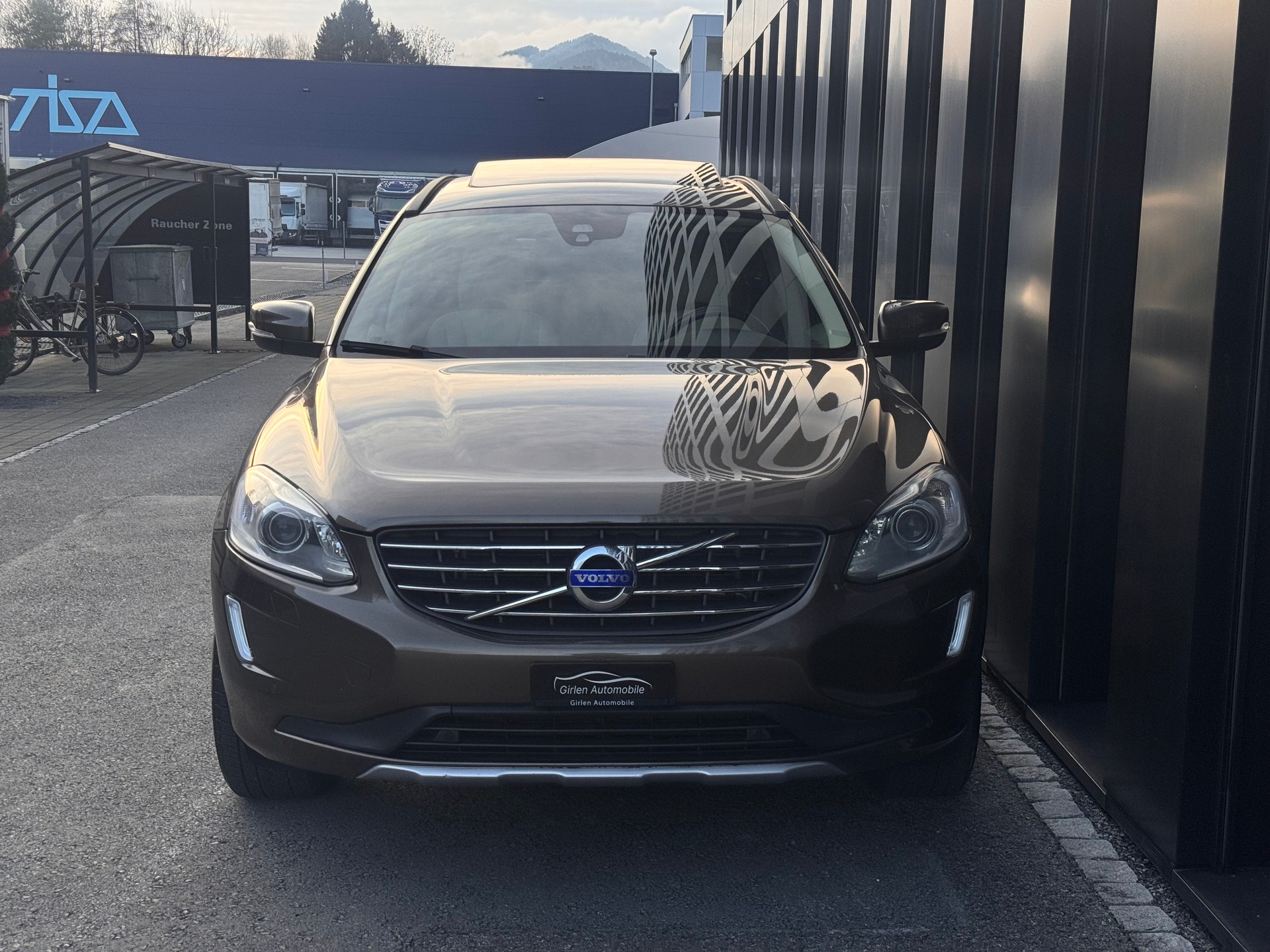 VOLVO XC60 T5 Momentum Powershift-image-6