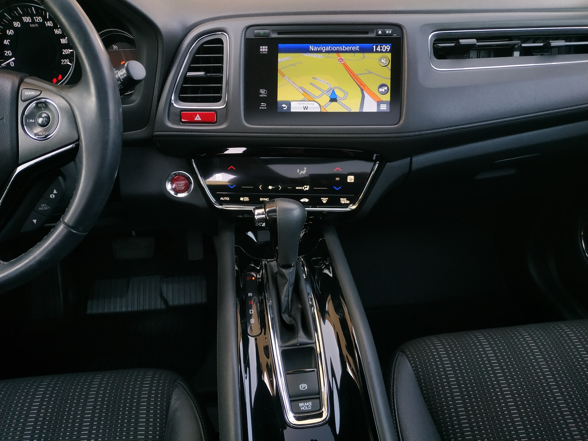 HONDA HR-V 1.5i-VTEC Executive CVT-image-13