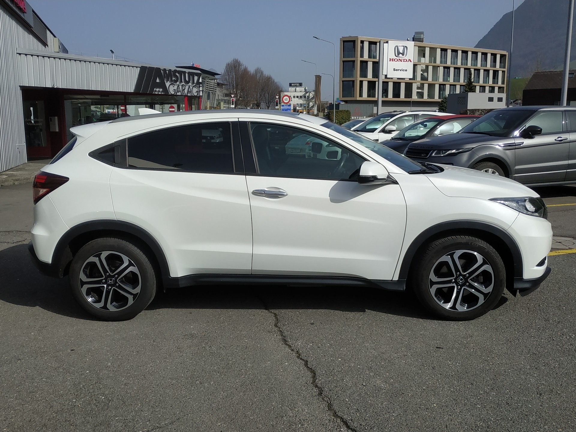HONDA HR-V 1.5i-VTEC Executive CVT-image-5
