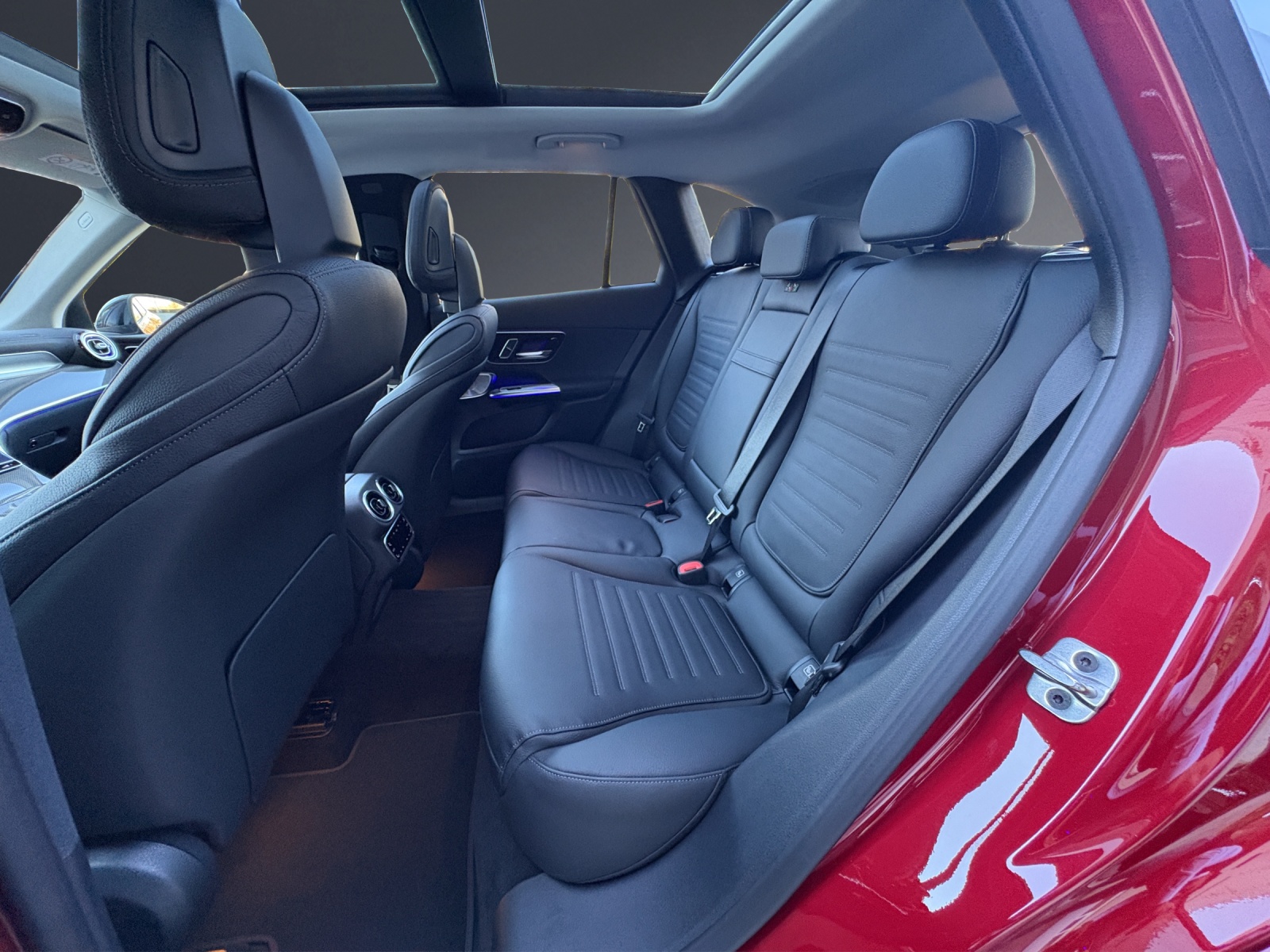 MERCEDES-BENZ GLC 300 e 4Matic EQ Star 9G-Tronic-image-14