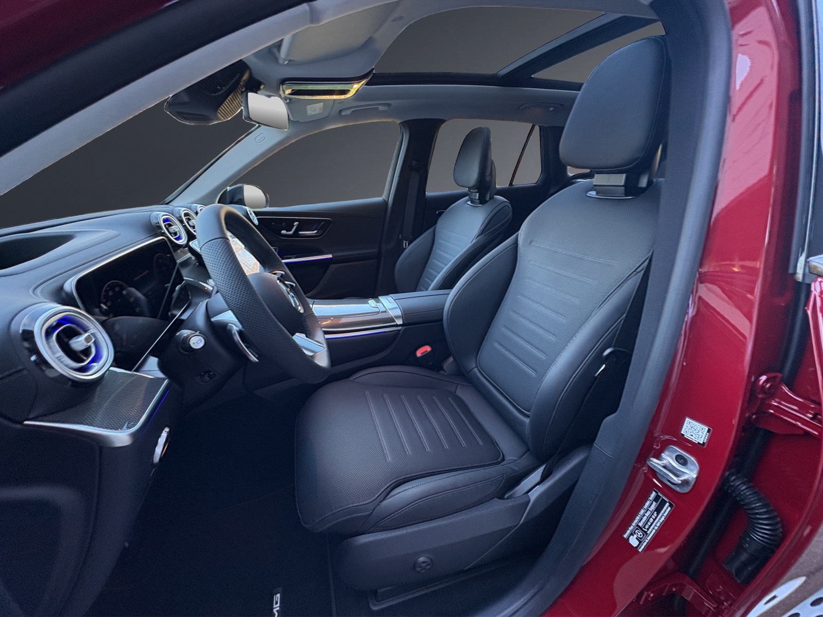 MERCEDES-BENZ GLC 300 e 4Matic EQ Star 9G-Tronic-image-9