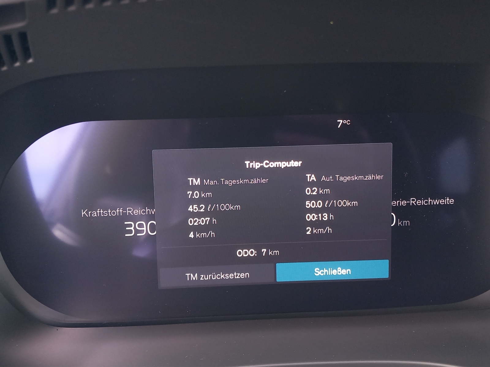 VOLVO XC60 2.0 T6 TE Ultra Dark eAWD-image-20