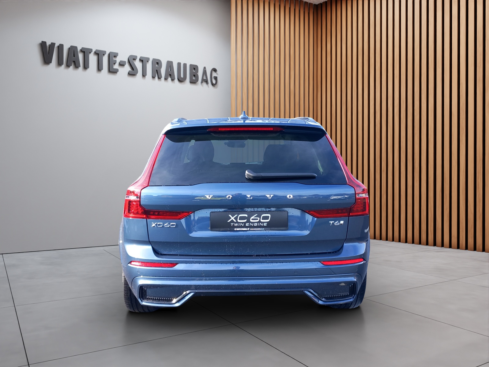 VOLVO XC60 2.0 T6 TE Ultra Dark eAWD-image-3