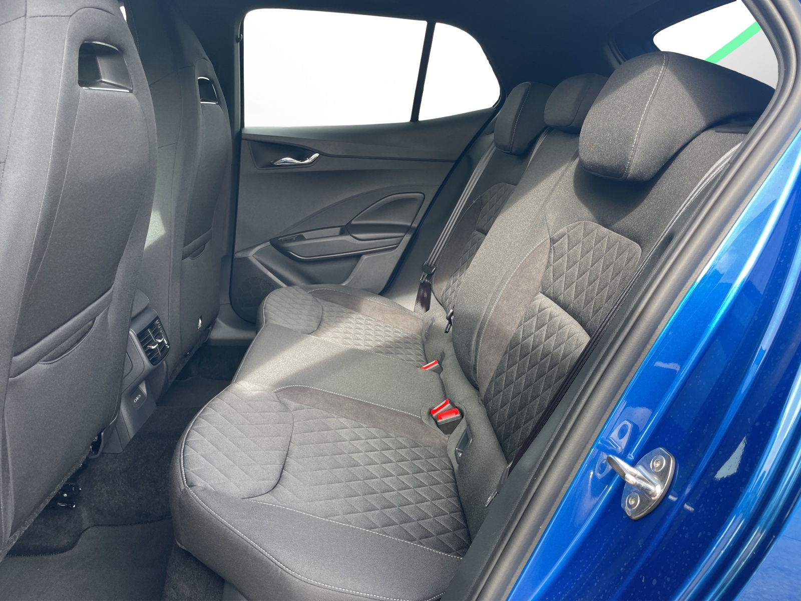 SKODA Fabia 1.0 TSI Dynamic DSG-image-12