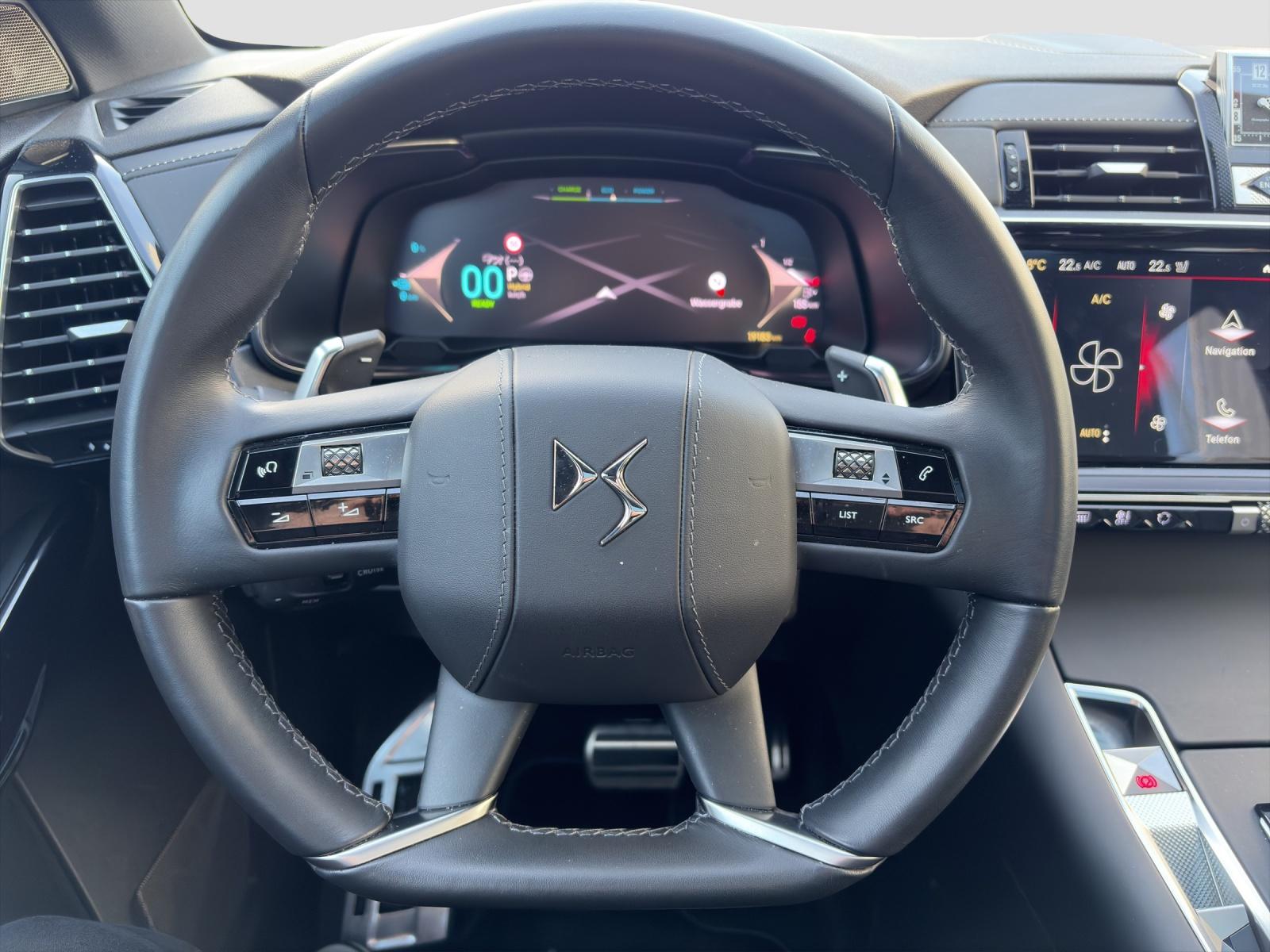 DS AUTOMOBILES 7 1.6 E-Tense Performance Line+ 4x4-image-12