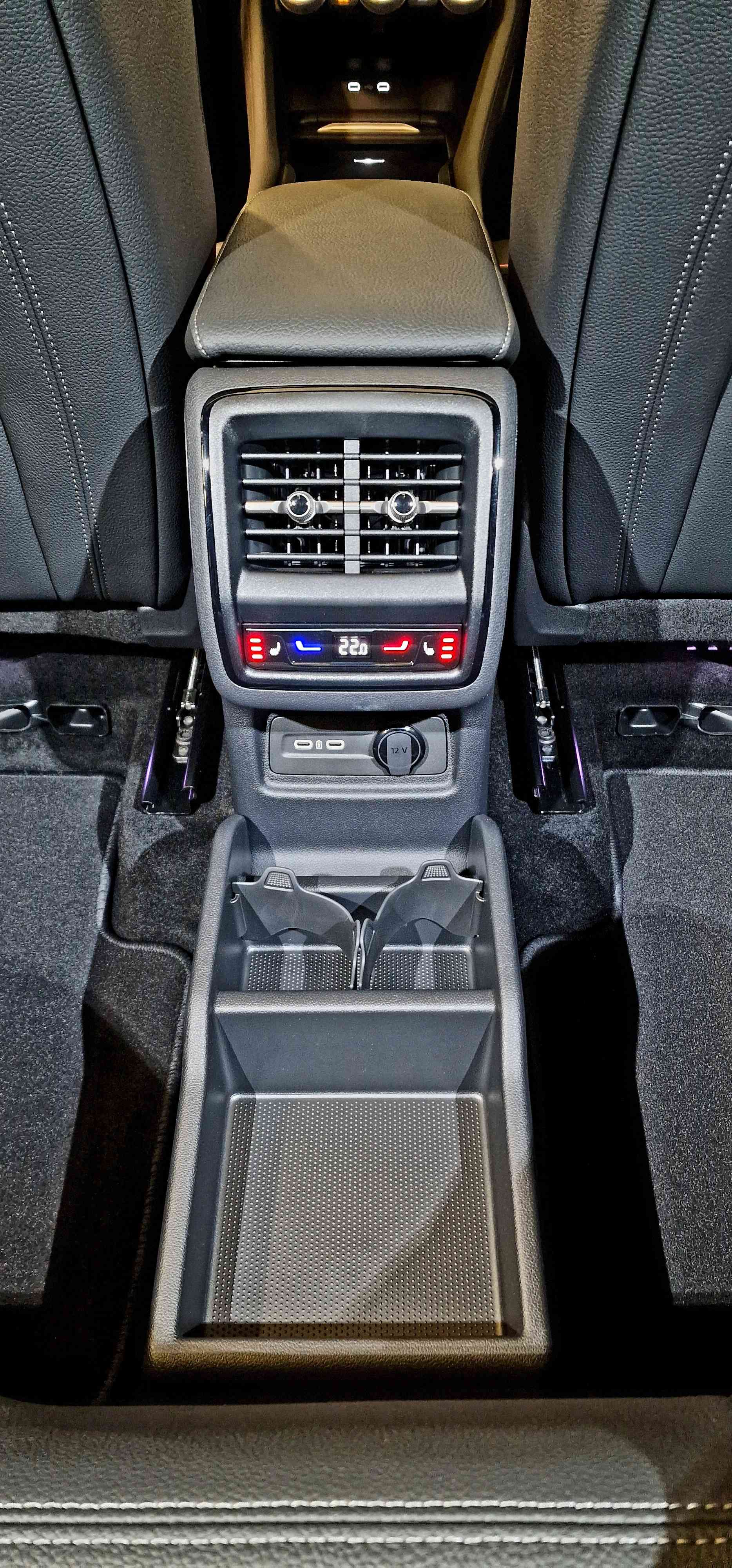 SKODA Kodiaq 1.5 TSI PHEV Dynamic-image-17