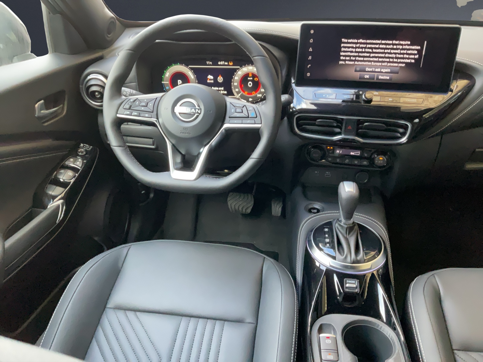 NISSAN Juke 1.6 FHEV Tekna-image-9