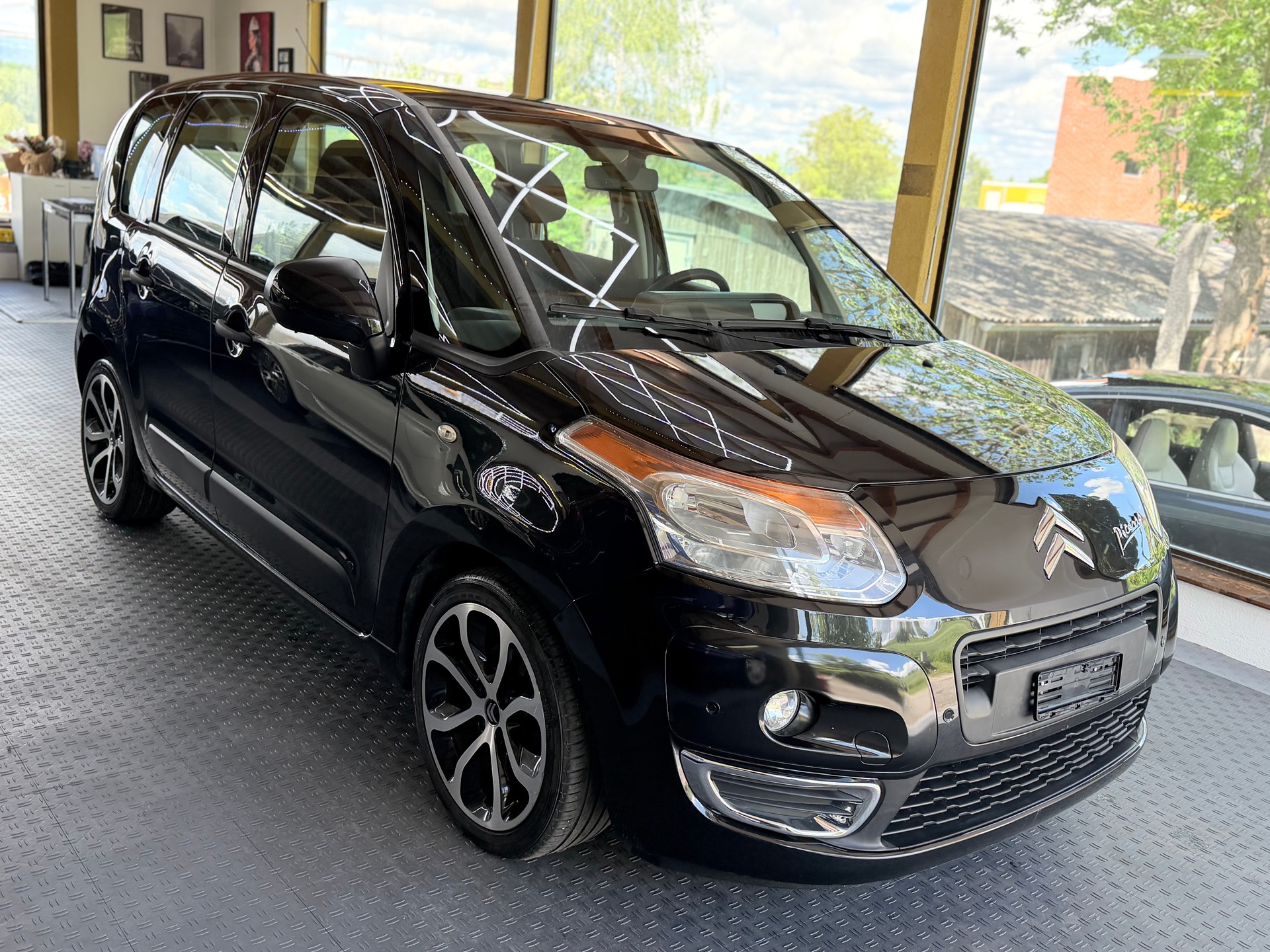 CITROEN C3 Picasso 1.6 HDi Exclusive-image-2