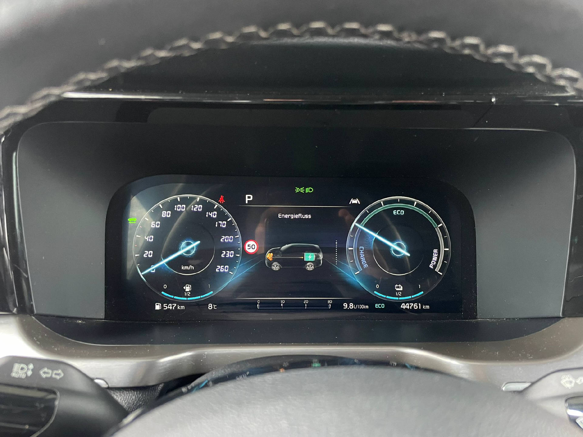 KIA Sorento 1.6 T-GDi Plug-in Hybrid Style 7P-image-9