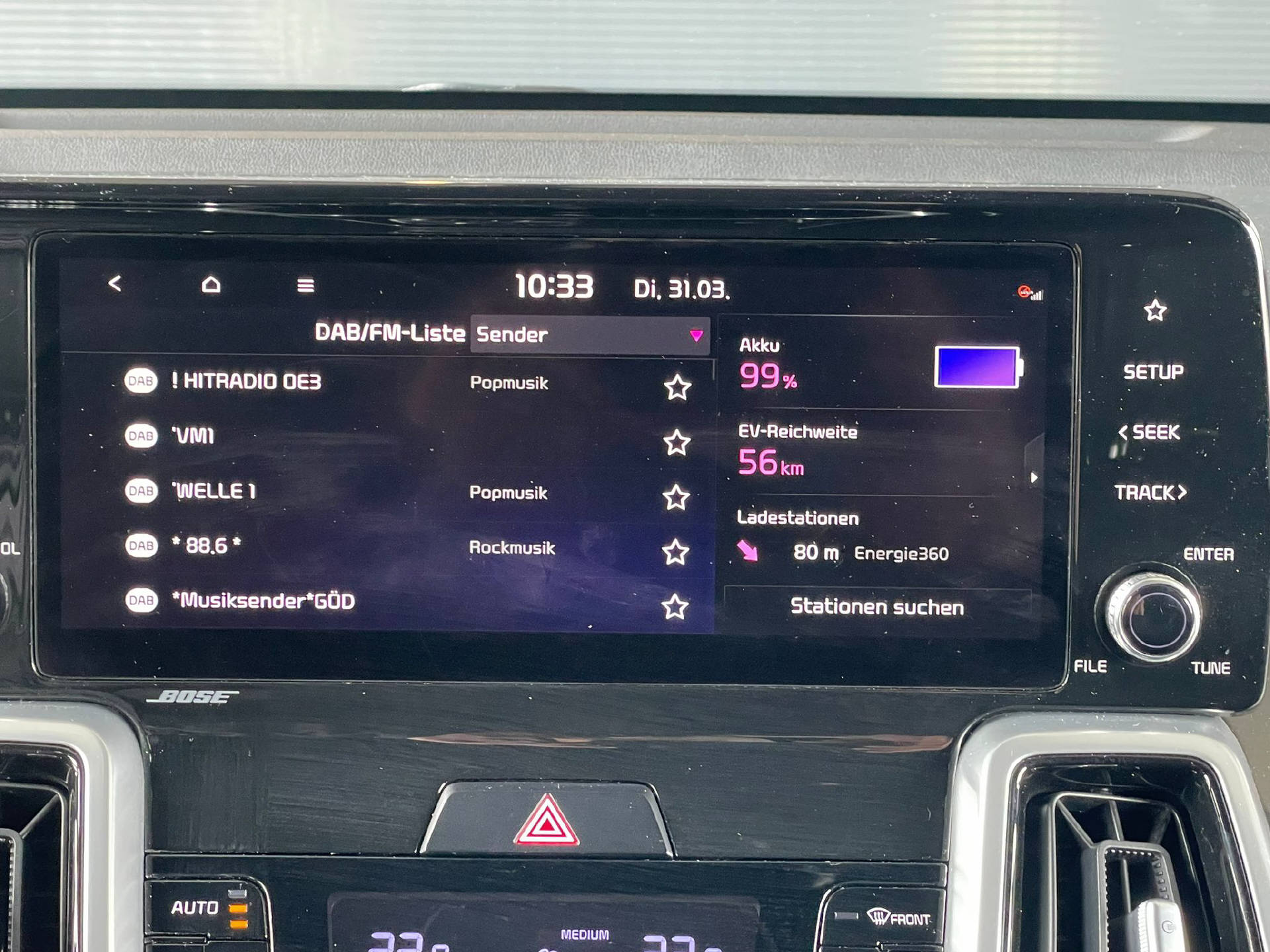 KIA Sorento 1.6 T-GDi Plug-in Hybrid Style 7P-image-15
