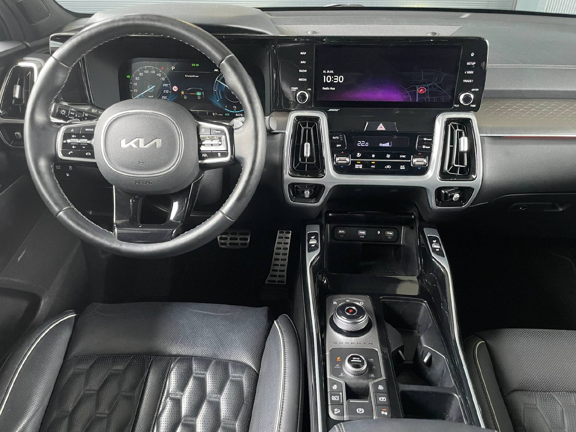 KIA Sorento 1.6 T-GDi Plug-in Hybrid Style 7P-image-7