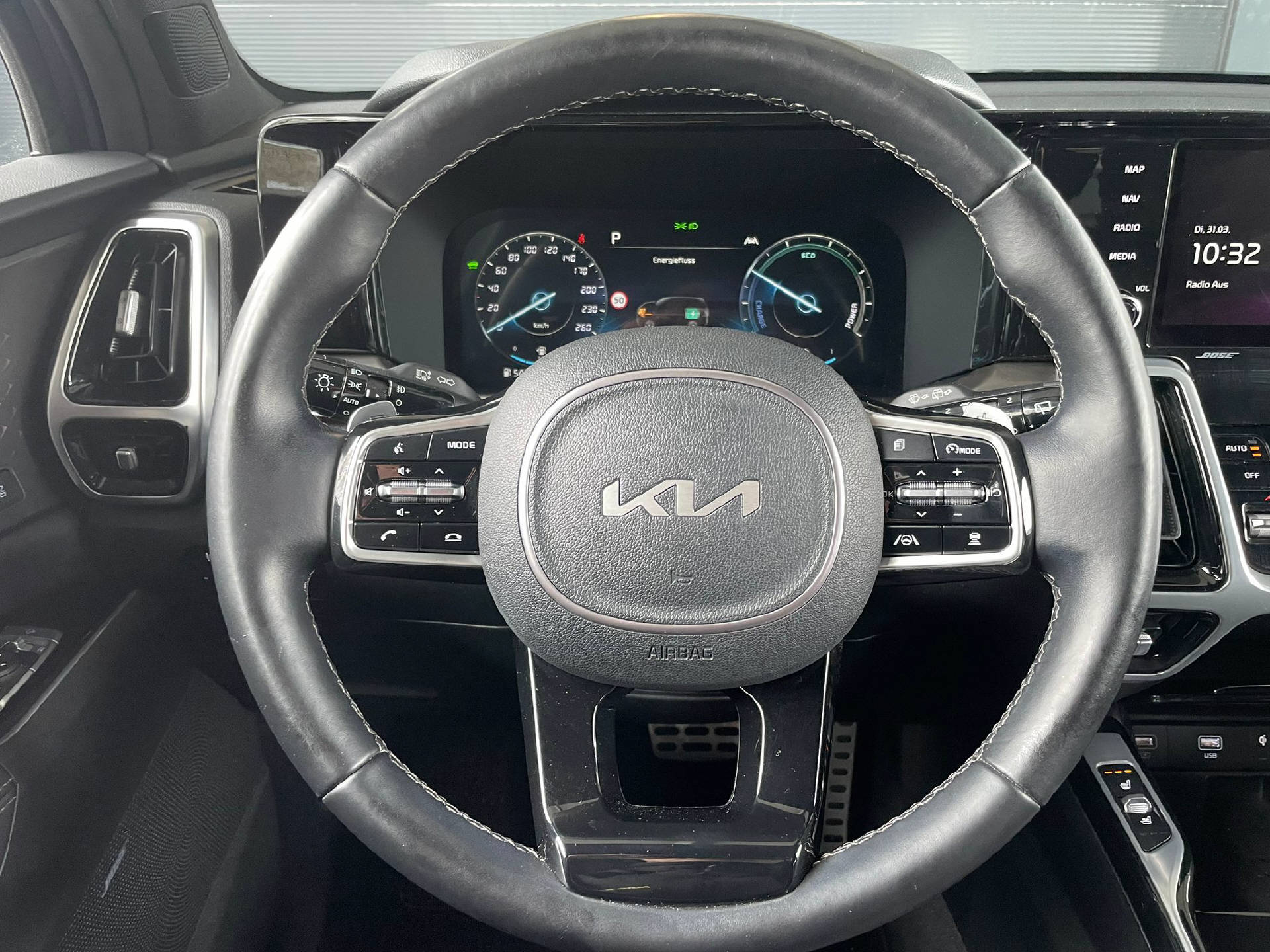 KIA Sorento 1.6 T-GDi Plug-in Hybrid Style 7P-image-8