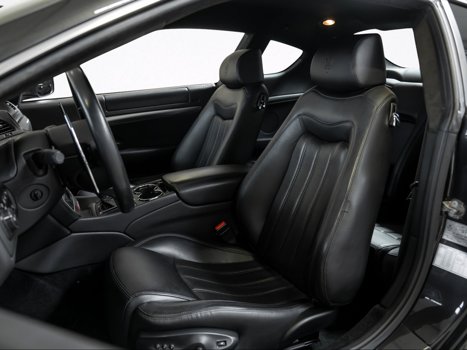 MASERATI GranTurismo S Automatica * 4,7 V8 MIT MEGA SOUND & SEHR VIEL FAHRSPASS * LEASING AB 440.- * OHNE ANZAHLUNG 665.- *-image-13