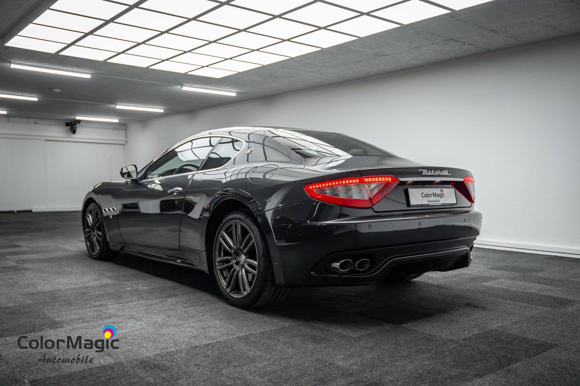MASERATI GranTurismo S Automatica * 4,7 V8 MIT MEGA SOUND & SEHR VIEL FAHRSPASS * LEASING AB 362.- *-image-3