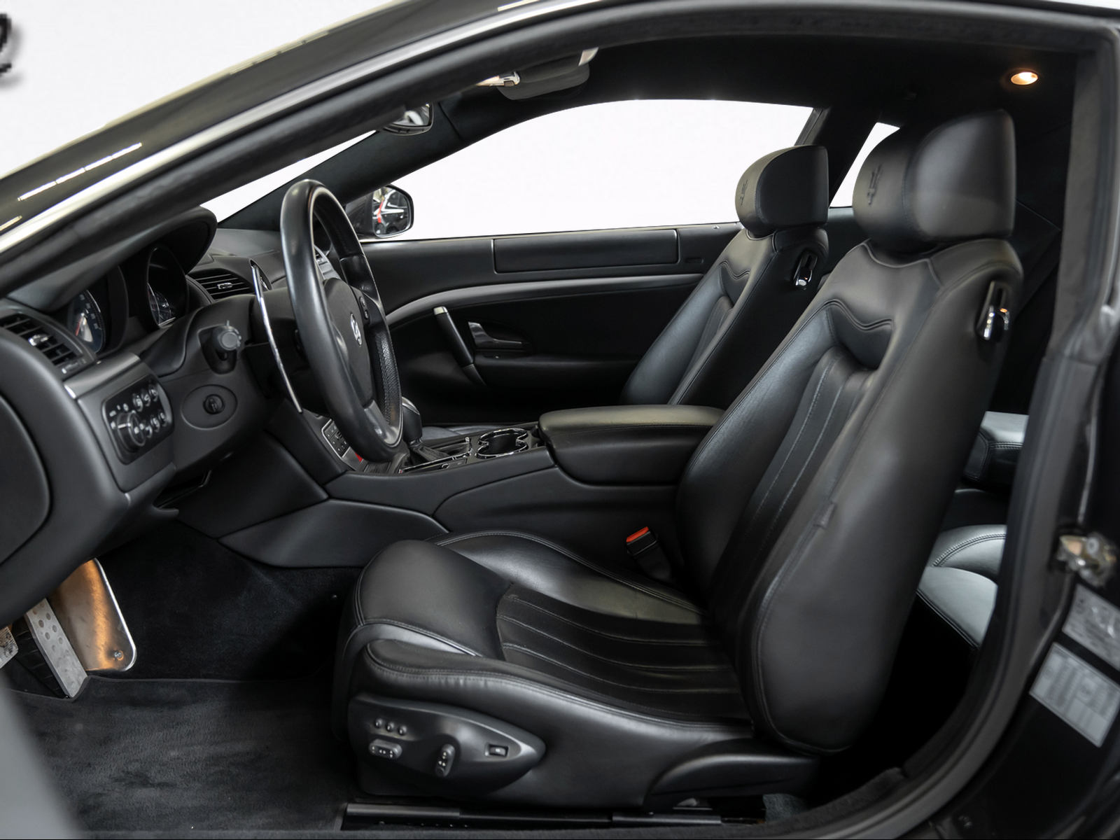 MASERATI GranTurismo S Automatica * 4,7 V8 MIT MEGA SOUND & SEHR VIEL FAHRSPASS * LEASING AB 440.- * OHNE ANZAHLUNG 665.- *-image-14