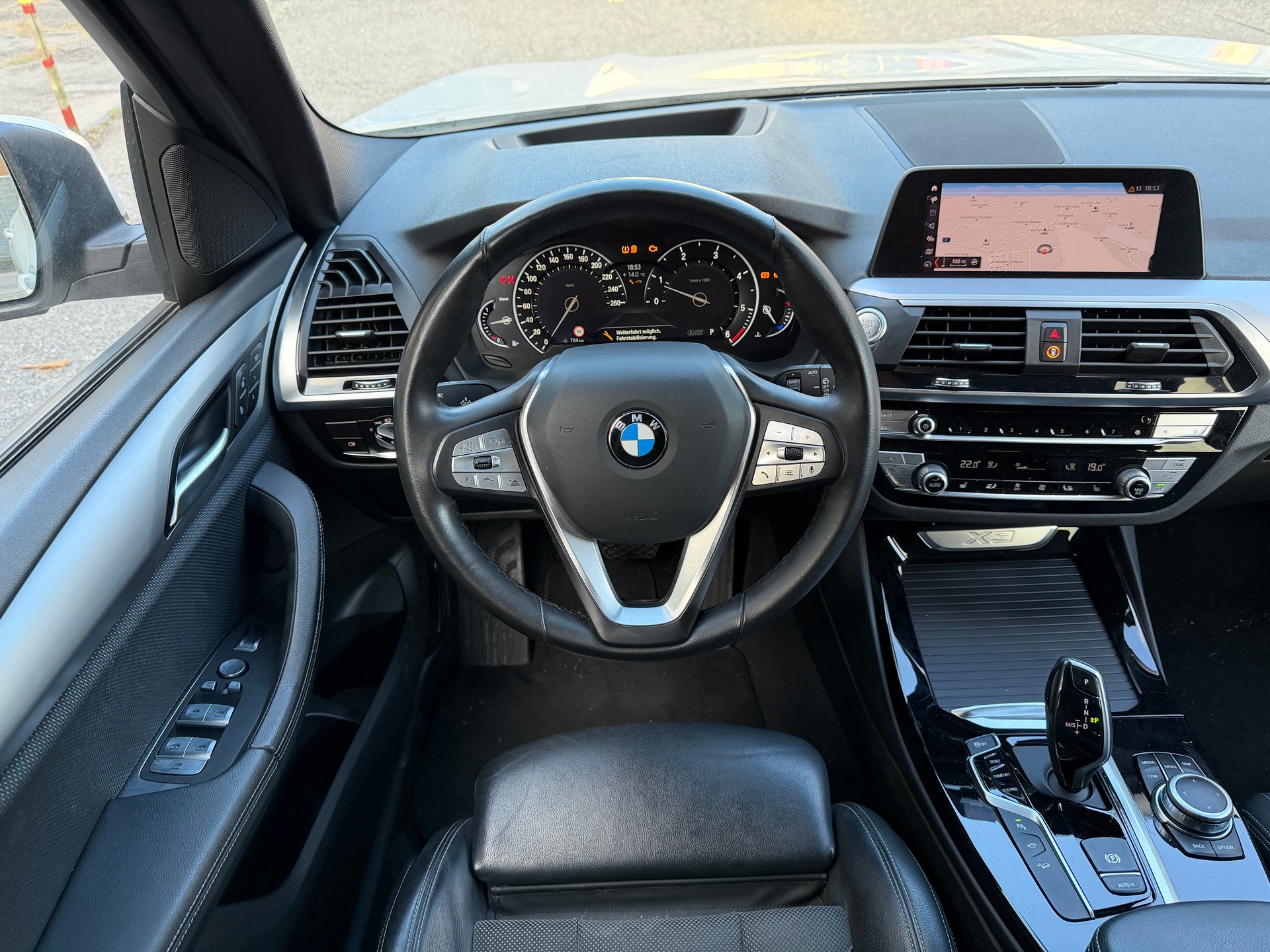 BMW X3 xDrive 20d Luxury Line Steptronic-image-9