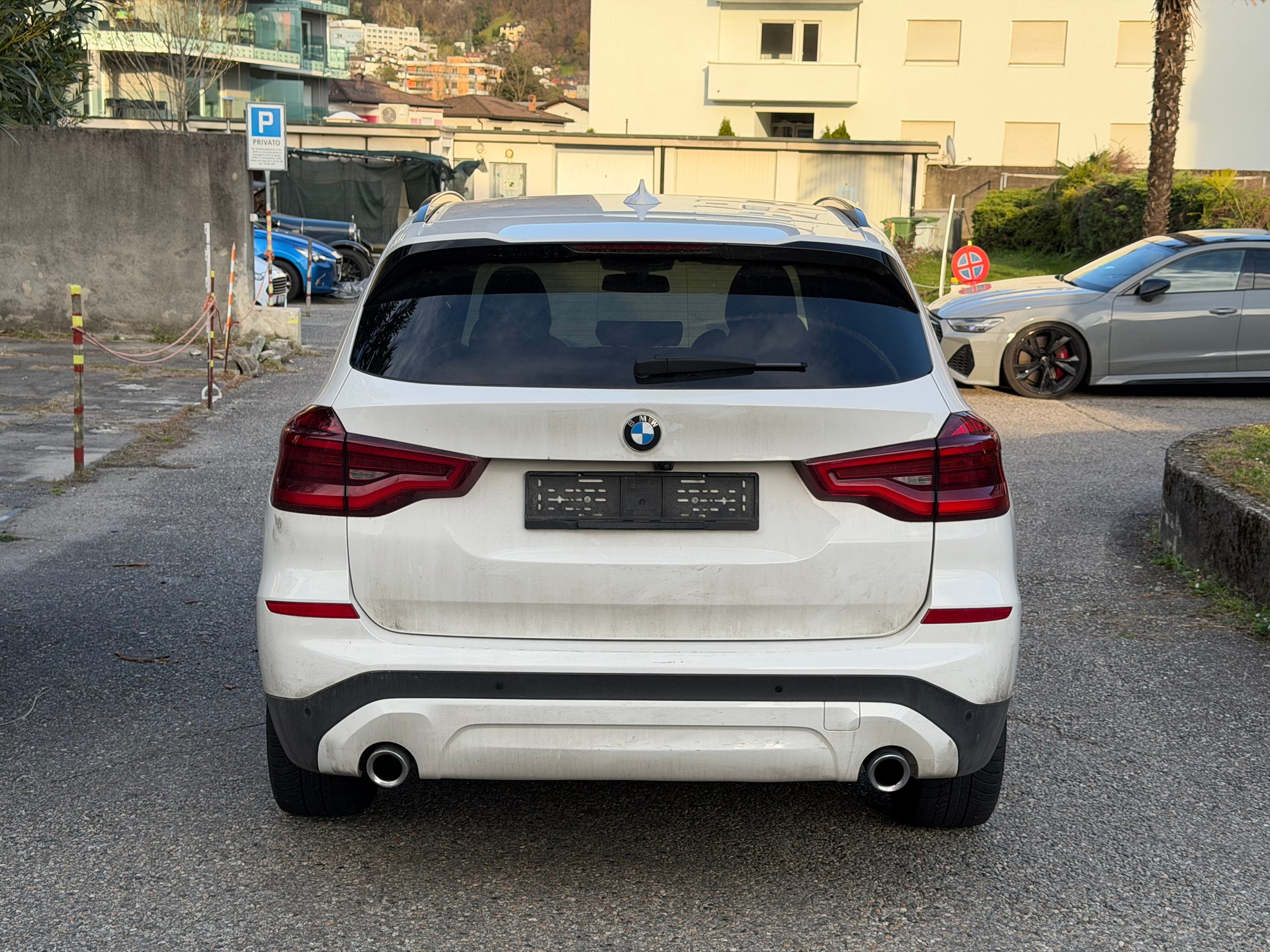 BMW X3 xDrive 20d Luxury Line Steptronic-image-2