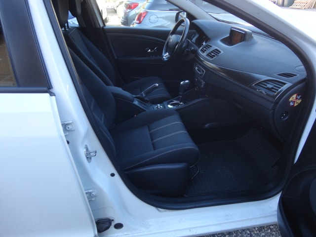 RENAULT Mégane Grandtour 1.5 dCi Expression EDC-image-4