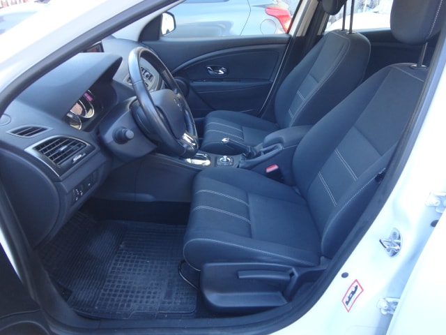 RENAULT Mégane Grandtour 1.5 dCi Expression EDC-image-6
