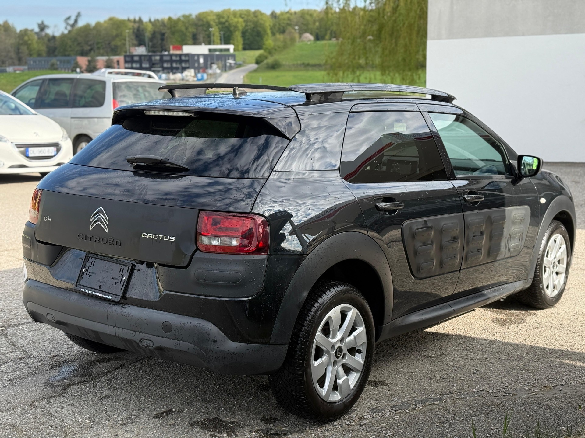 CITROEN C4 Cactus 1.2 e-VTi Shine Edition ETG-image-2