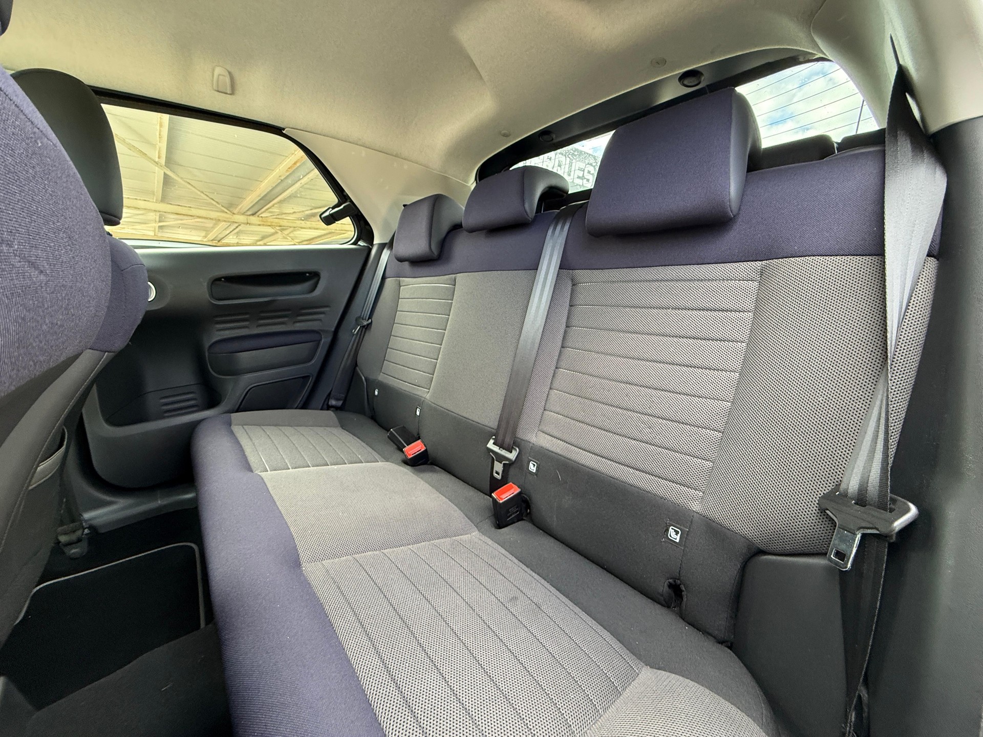 CITROEN C4 Cactus 1.2 e-VTi Shine Edition ETG-image-7